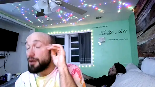 versatilevortex online show from 10-31-25, 02:41