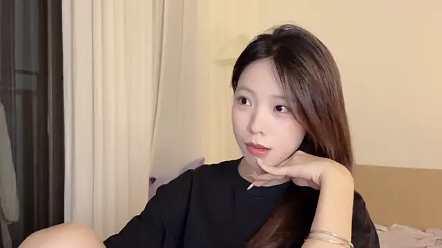 Snapshot of Meng_777 chatting on 10-12-25, 12:28 Meng 777 online show from 10-12-25, 12:28