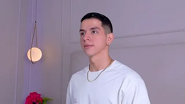 ZaneDawson online show from 10-01-25, 03:11