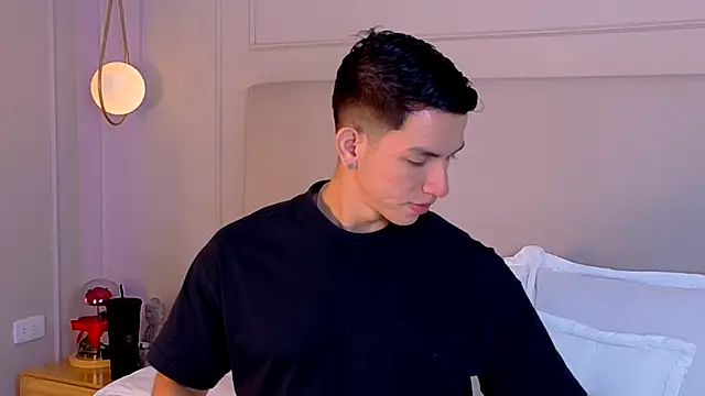 ZaneDawson online show from 11-12-25, 03:43