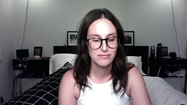 annmarieferrara online show from 01-16-26, 03:43