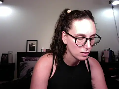 annmarieferrara online show from 03-12-26, 02:39