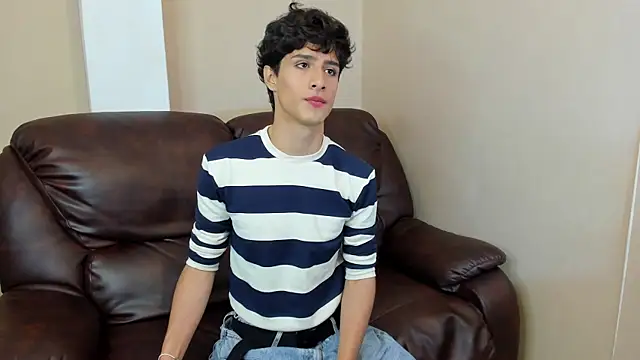 Xam Collen online show from 12-21-25, 05:03