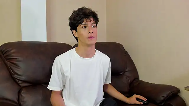 Xam Collen online show from 11-27-25, 03:23