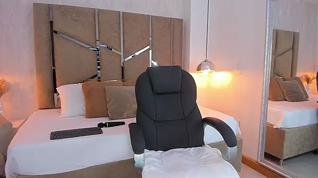 Megan-8 online show from 02-27-26, 07:24