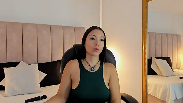 Megan-8 online show from 04-01-26, 01:41