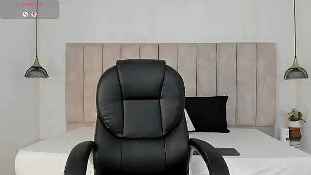 Megan-8 online show from 03-30-26, 11:01