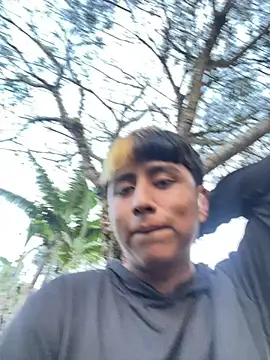 Snapshot of sky-wolves chatting on 09-19-25, 10:47 sky-wolves online show from 09-19-25, 10:47