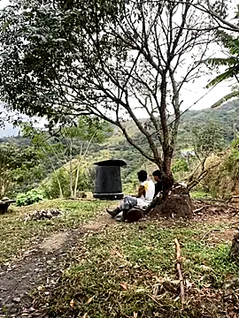 Snapshot of sky-wolves chatting on 09-18-25, 04:10 sky-wolves online show from 09-18-25, 04:10