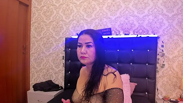 Snapshot of Selena_Monroe_ chatting on 09-27-25, 12:44 Selena Monroe online show from 09-27-25, 12:44