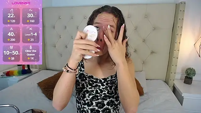 bycandy  online show from 11-10-25, 12:21