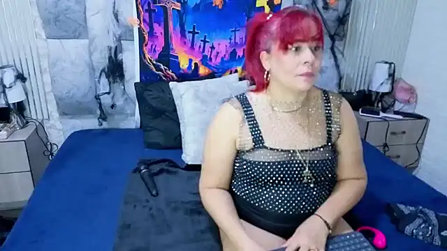 sofiagutierrez   online show from 10-31-25, 02:52