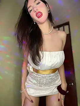 Emily-hottson online show from 03-14-26, 02:06