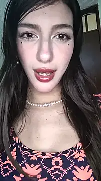 Emily-hottson online show from 01-10-26, 05:58