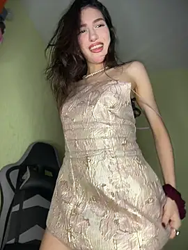 Emily-hottson online show from 03-11-26, 05:23