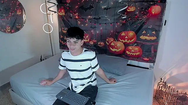 Peter chase online show from 10-08-25, 11:49