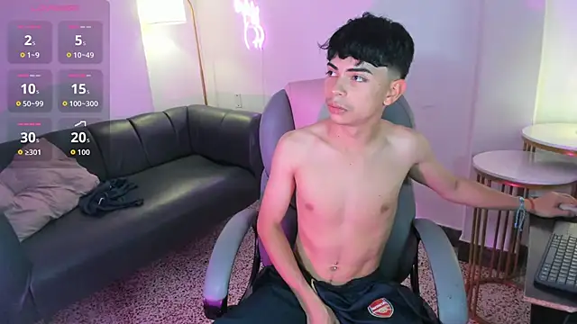 Peter chase online show from 11-14-25, 06:33