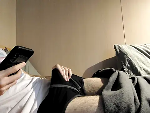 Snapshot of Young_StallioN_ chatting on 10-16-25, 01:08 Young StallioN online show from 10-16-25, 01:08