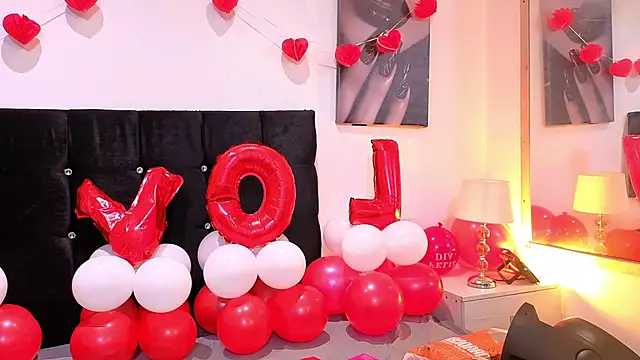 Snapshot of Angel-dragun chatting on 02-15-26, 03:40 Angel-dragun online show from 02-15-26, 03:40