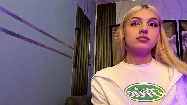Angel-dragun online show from 05-30-26, 03:24