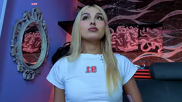 Angel-dragun online show from 06-25-26, 03:26