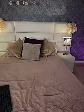 Celeste Amber online show from 04-10-26, 07:32