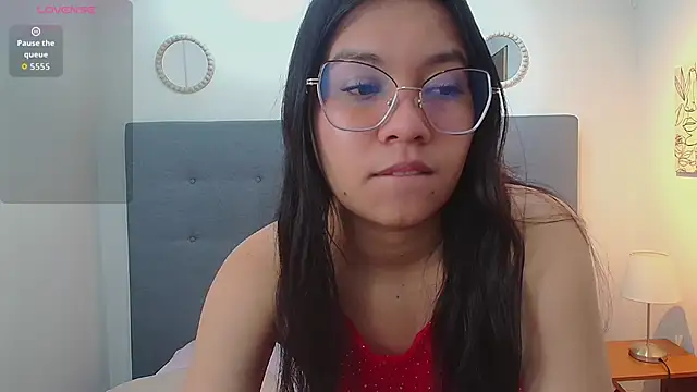 chaneelstark online show from 10-10-25, 04:13