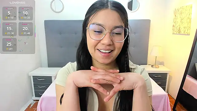 chaneelstark online show from 11-08-25, 05:22