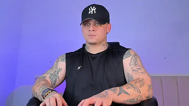 denis munera online show from 11-25-25, 04:35