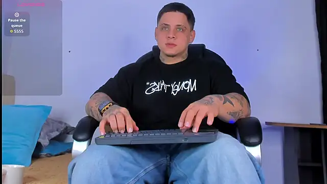 denis munera online show from 10-13-25, 09:44