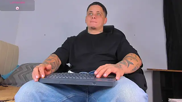 denis munera online show from 10-09-25, 09:32