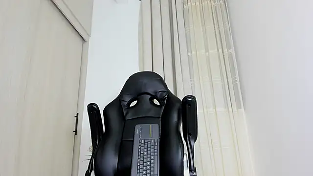 Biscuit oliva online show from 03-10-26, 01:20