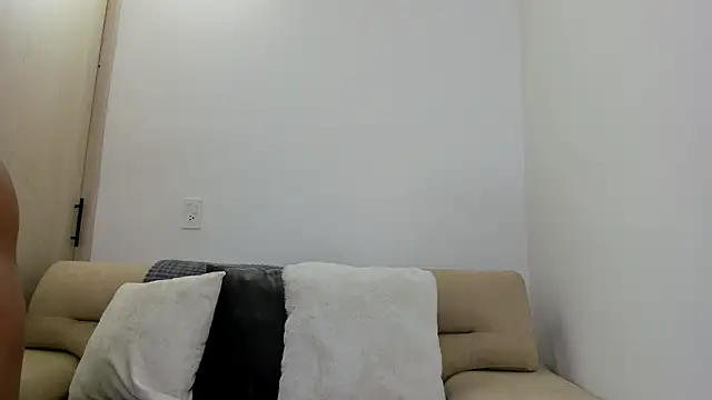 Biscuit oliva online show from 10-25-25, 04:07