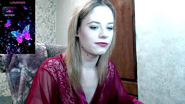 Snapshot of Kate__Loves chatting on 11-19-25, 07:25 Kate Loves online show from 11-19-25, 07:25