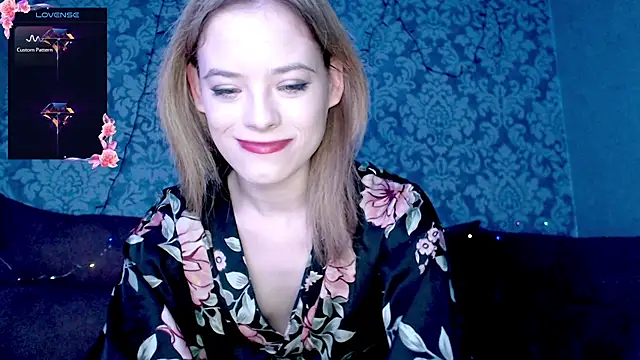 Snapshot of Kate__Loves chatting on 01-08-26, 06:58 Kate Loves online show from 01-08-26, 06:58