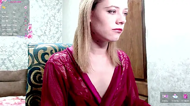 Snapshot of Kate__Loves chatting on 01-16-26, 07:29 Kate Loves online show from 01-16-26, 07:29