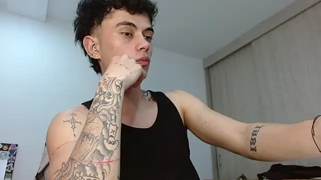 Snapshot of jaico_santos chatting on 05-28-26, 11:32 jaico santos online show from 05-28-26, 11:32