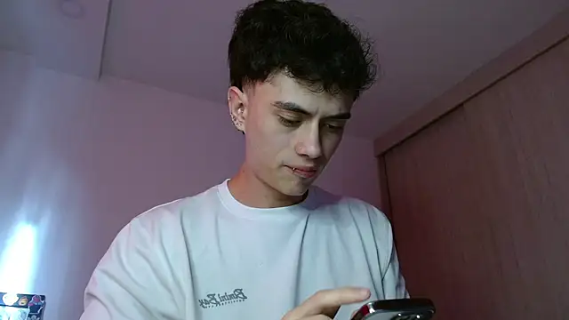 Snapshot of jaico_santos chatting on 05-27-26, 09:11 jaico santos online show from 05-27-26, 09:11