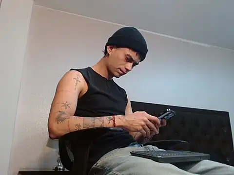 Snapshot of jaico_santos chatting on 09-17-25, 11:07 jaico santos online show from 09-17-25, 11:07