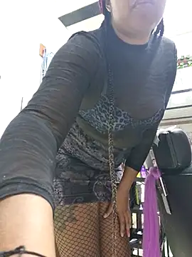 Ebony-Goddess19 online show from 10-25-25, 03:23