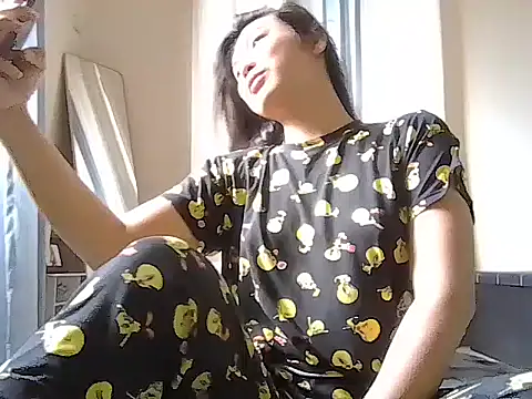 Snapshot of cumslut_selena69 chatting on 09-22-25, 11:11 cumslut selena69 online show from 09-22-25, 11:11
