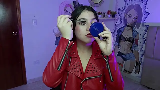 ilayra smith online show from 11-12-25, 08:45