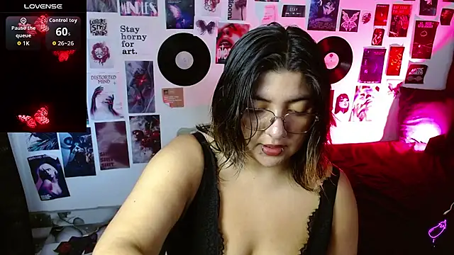 Roxy f w online show from 04-10-26, 12:01