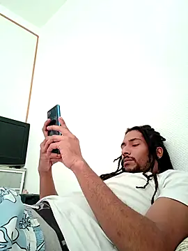 Snapshot of Mikaaa97 chatting on 10-05-25, 12:29 Mikaaa97 online show from 10-05-25, 12:29