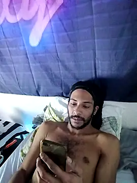 Mikaaa97 online show from 01-12-26, 07:37