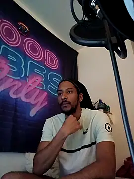 Mikaaa97 online show from 04-11-26, 11:19