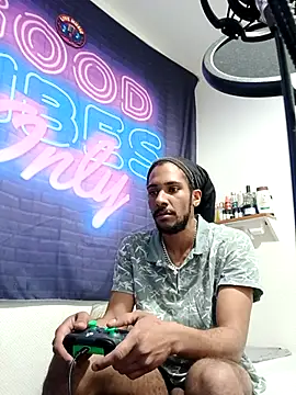 Mikaaa97 online show from 04-08-26, 11:50