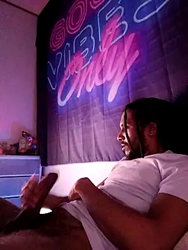 Mikaaa97 online show from 02-11-26, 03:17