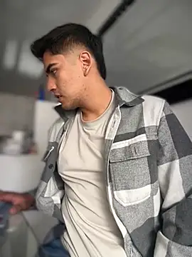 tomy hot20 online show from 09-19-25, 05:17