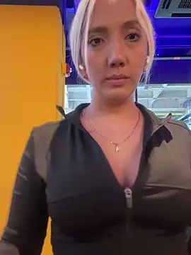 Isa klein online show from 10-08-25, 09:59